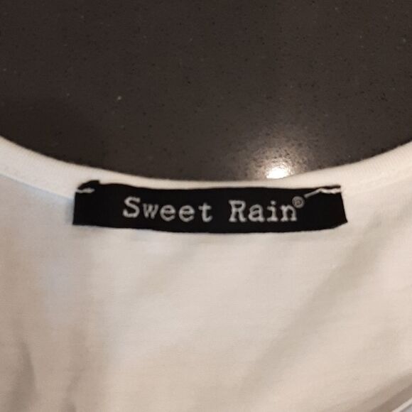 Sweet Rain Tank Top - Picture 5 of 6